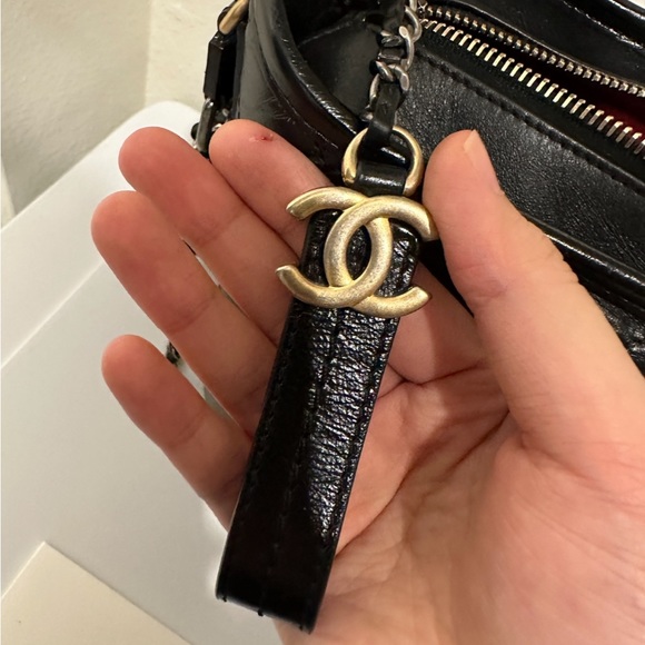 ✨ Chanel Gabrielle Bag - Immaculate Condition, Old Medium Size! ✨ - Picture 11 of 16